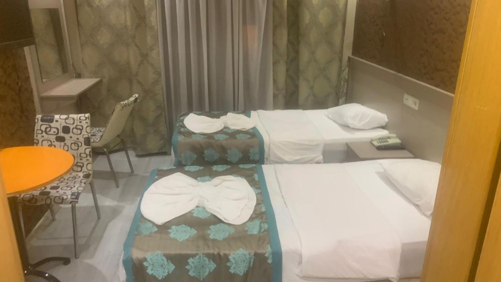 Fly Hotel Istanbul Bagian luar foto